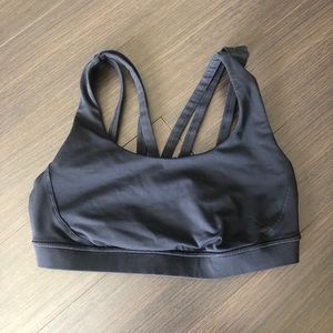 Lululemon free to be sport bra